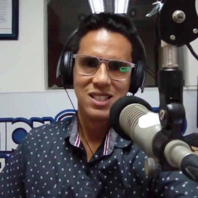 Entrevista en el programa “Mañaneando con Sonorama”, en Sonorama 94.5 FM